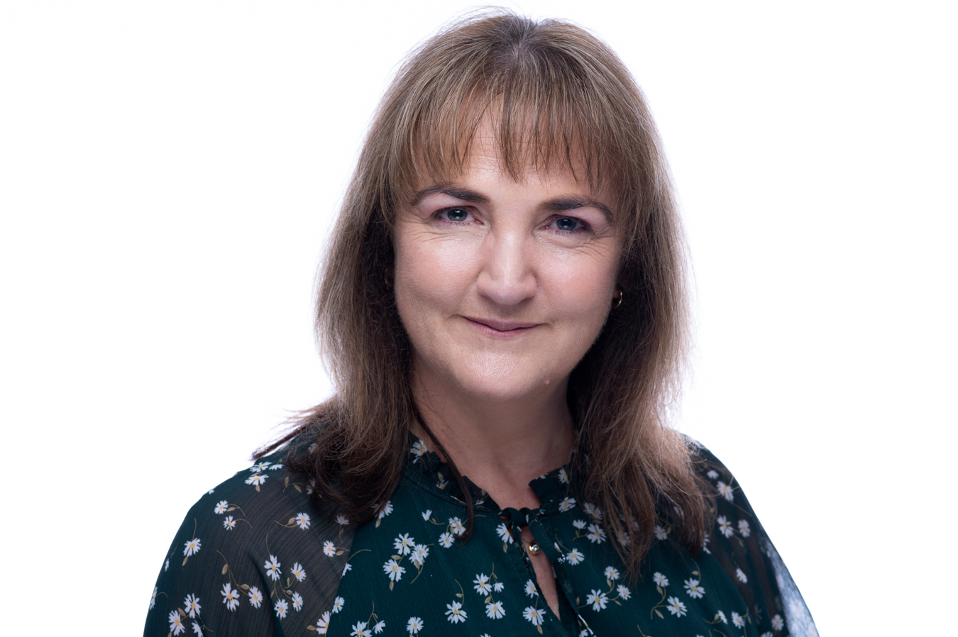 Crest Accountants Headshot Sharon Burne